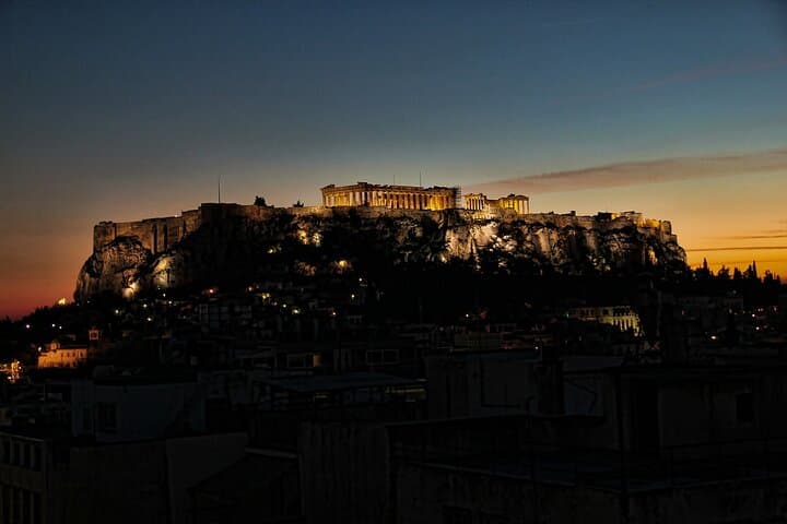 Panoramic Athens Night Tour: Acropolis, Lycabettus & Piraeus by Private Car