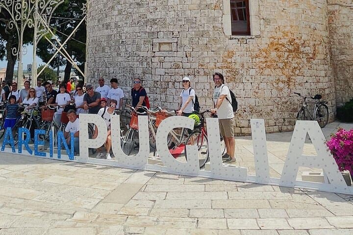 E‑biking the Countryside and Monuments of Conversano