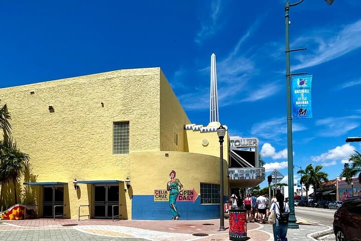Little Havana Cultural Walking Tour: Calle Ocho Coffee, Domino Park & Cuban Heritage