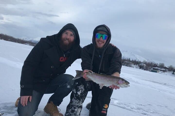 Ice Fishing in Anchorage: Little Campbell Lake Guided Experience photo 2