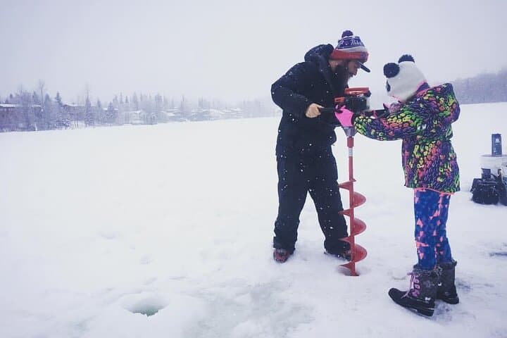 Ice Fishing in Anchorage: Little Campbell Lake Guided Experience photo 4