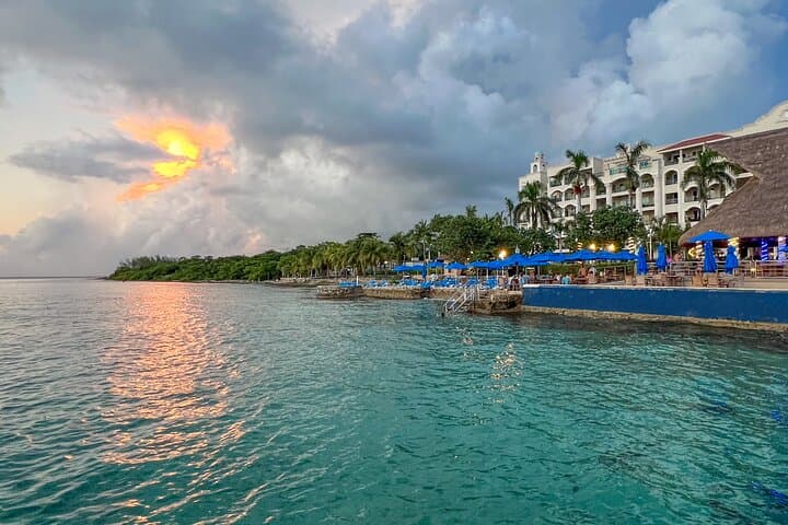 Money Bar Cozumel Day Pass: Shore Snorkeling & Mexican Lunch at Dzul Ha Reef