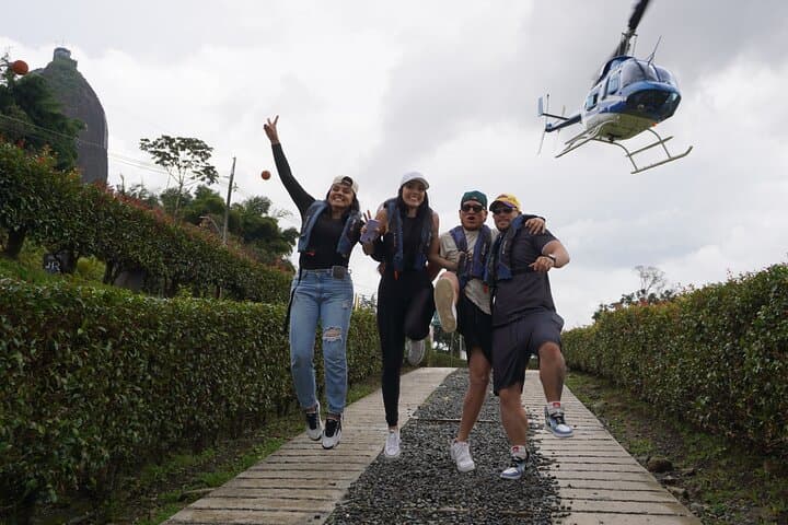 Helicopter Tour Over Guatapé Reservoir and El Peñol: Aerial Views of Colombia's Lake Country photo 4
