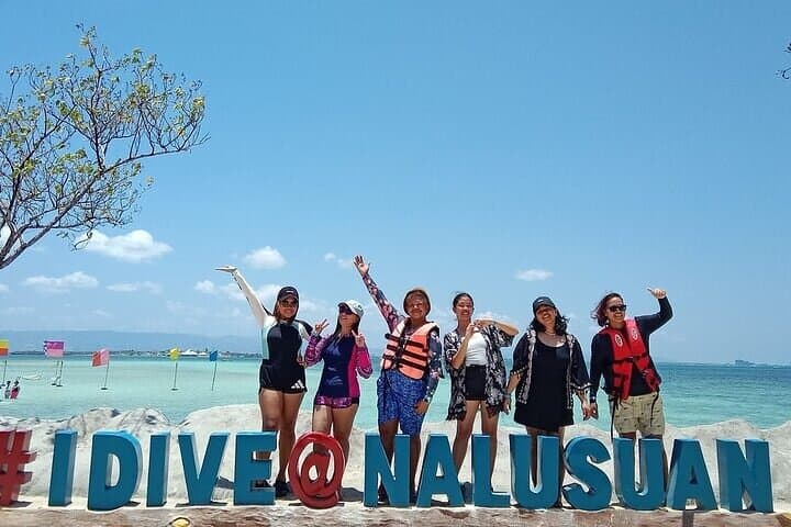 Cebu Three-Island Hopping: Gilutungan, Caohagan & Nalusuan Snorkel Tour