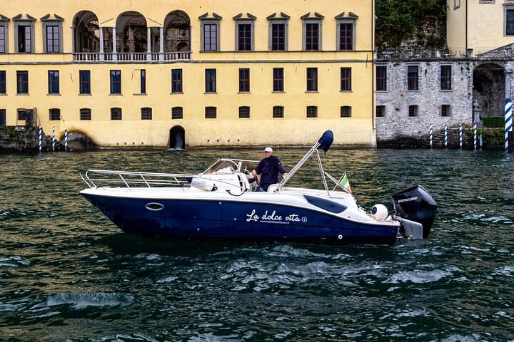 Private Classic Boat Tour on Lake Como: Villas, Views & Hidden Shores photo 2
