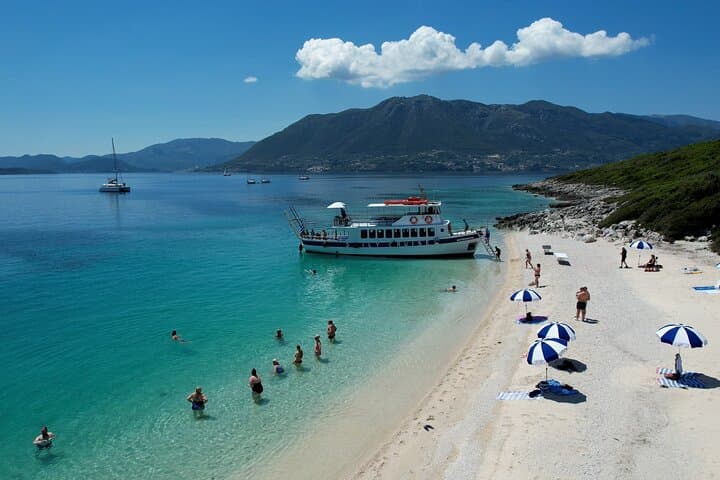Lefkada Island Hopping & Beach BBQ — Papanikolis Cave to Onassis Island photo 6