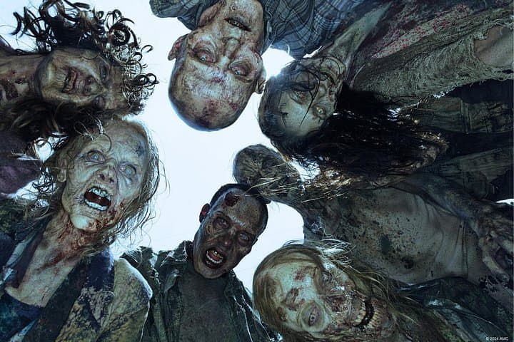 Survive The Walking Dead Urban Escape in Marseille: A Nighttime City Adventure photo 3