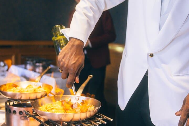 Old Quebec Gourmet Walking Tour: History, Food & Funicular
