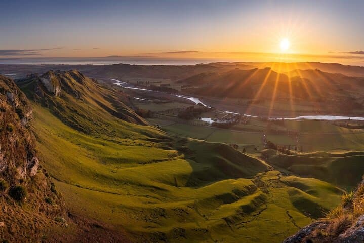 Te Mata Explorer: Private Napier Shore Tour to Maraetotara Falls & Te Mata Peak photo 5