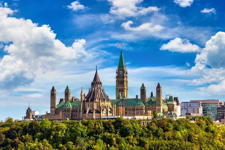 Hidden Ottawa: Private Guided Walking Tour of Secret Spots and City Secrets