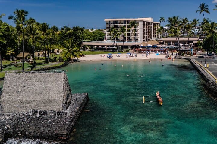 Wa'a Outrigger Canoe Excursions in Kailua-Kona: Paddle Where King Kamehameha Ruled photo 6