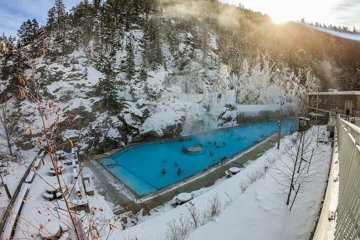 Radium Hot Springs & Marble Canyon Day Trip: Hike, Ice Walk and Soak photo 2