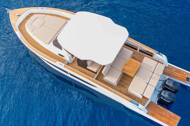 Private Luxury Yacht Cruise Around the Sporades from Skiathos