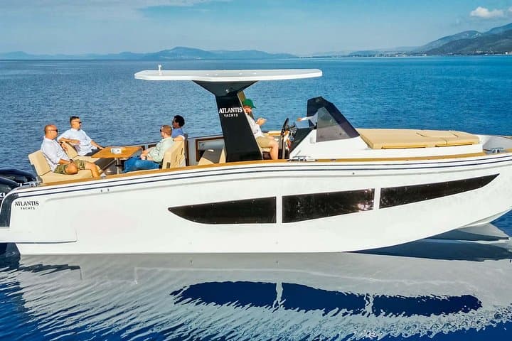 Private Luxury Yacht Cruise Around the Sporades from Skiathos photo 2
