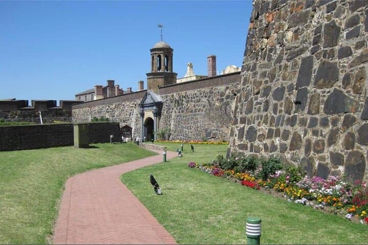 Cape Town Half-Day Private Sightseeing: Bo-Kaap, Lion's Head & Castle Tour photo 4