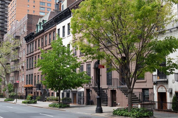 Walking Joan Didion's Upper East Side: Self-Guided Audio Tour of Her Manhattan Life photo 3