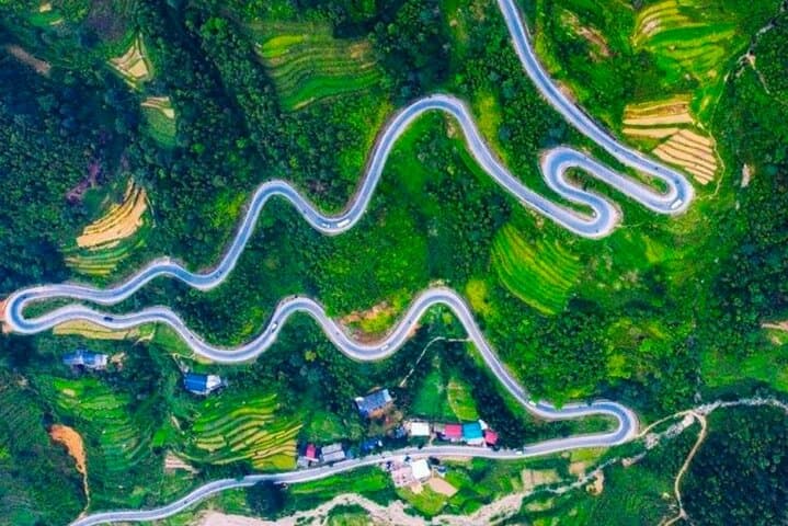 Cao Bang 3-Day Scenic and Cultural Tour: Ban Gioc Waterfall, Pac Bo & Nguom Ngao Cave