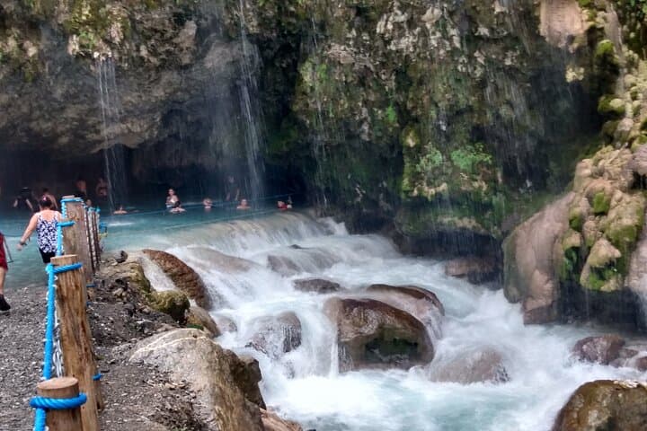 Guided Tour of Tolantongo Grottoes — Hot Springs, Positas & Waterfall Experience photo 3