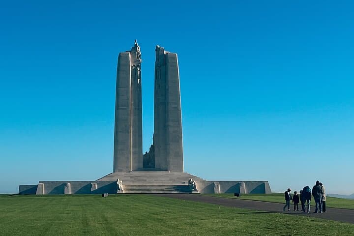 Private Vimy Ridge WWI Battlefields Tour from Paris — Vimy, Arras & Memorials