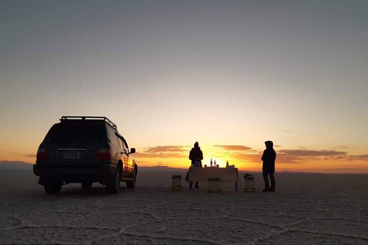 Private Multi-Day Tour: Uyuni Salt Flats & Laguna Colorada photo 5