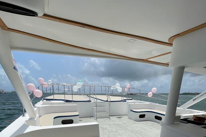 Private Luxury Catamaran Charter in Punta Cana: Bavaro Reef, Virgin Beach & Natural Pools photo 3