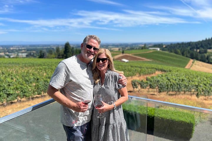 Private Willamette Valley Wine Tour from Allison Inn — Dundee Hills & Boutique Wineries photo 3