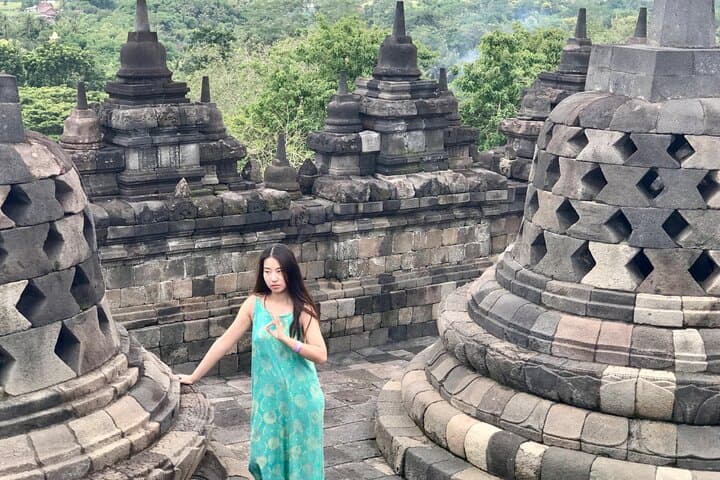 Borobudur Climb & Selogriyo Rice Terrace Day Tour — Full Climb, Guided Trek from Yogyakarta photo 3