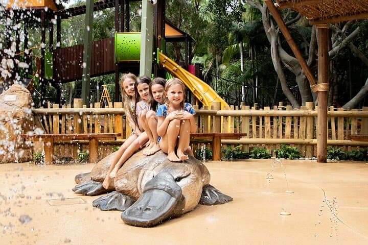 Currumbin Wildlife Sanctuary to Byron Bay Lighthouse: Gold Coast Day Tour in Chinese