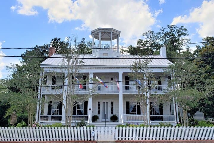 Downtown Lafayette Cajun History & Folklore Walking Tour Guide photo 2