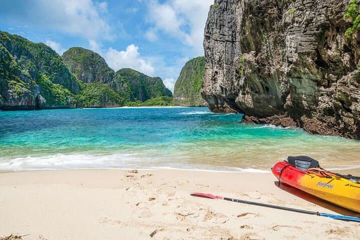 Phi Phi Islands Speedboat Day Trip: Maya Bay, Pileh Lagoon & Snorkeling photo 3