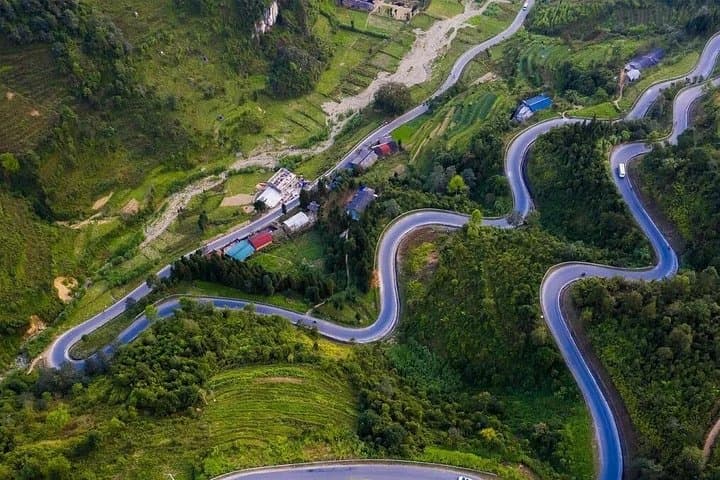 Cao Bang 2-Day Loop: Ban Gioc Falls, Nguom Ngao Cave & Ethnic Villages photo 2