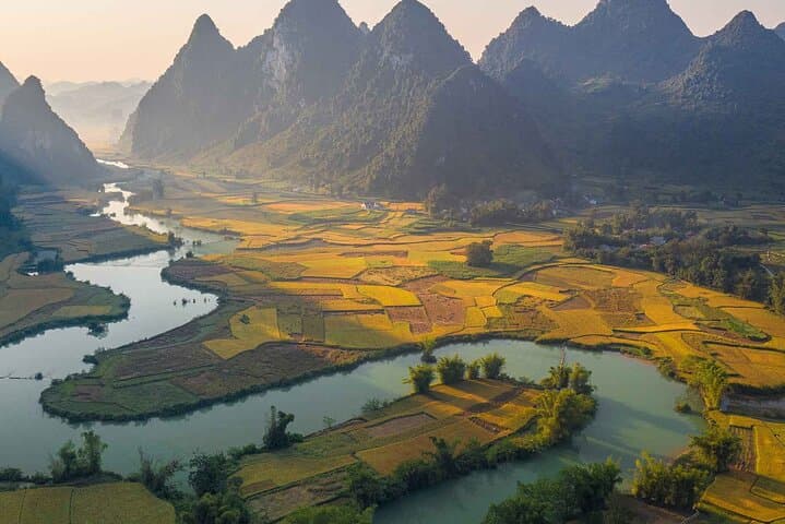 Cao Bang 3-Day Scenic and Cultural Tour: Ban Gioc Waterfall, Pac Bo & Nguom Ngao Cave photo 5