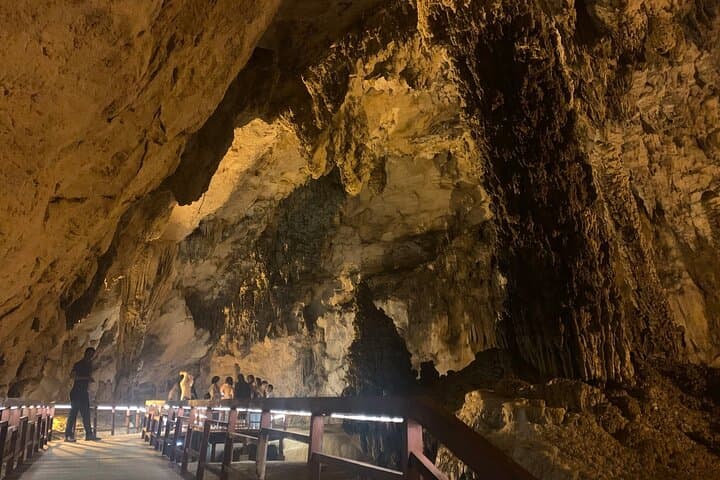 Ban Gioc Falls & Ba Be Lake: 4-Day Nature Tour from Hanoi photo 2