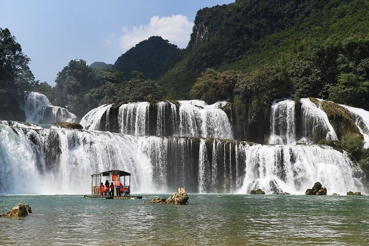 Northeast Explorer: Ban Gioc Waterfall to Ba Be Lake — 4-Day Cao Bang Adventure