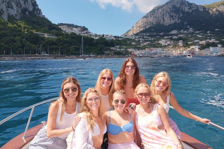 Private Capri Boat Tour from Positano: Nerano Lunch & Snorkeling photo 6