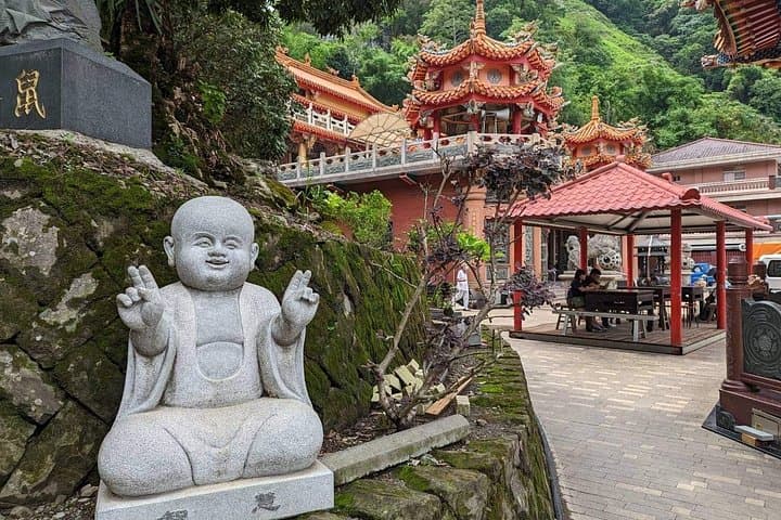 Alishan One-Day Tour from Taichung: Rail Ride, Ancient Cypresses & Sunrise Views photo 3
