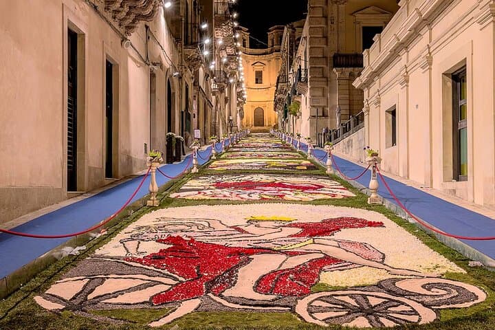 Private Day Tour from Syracuse: Etna, Taormina & Baroque Coast photo 5