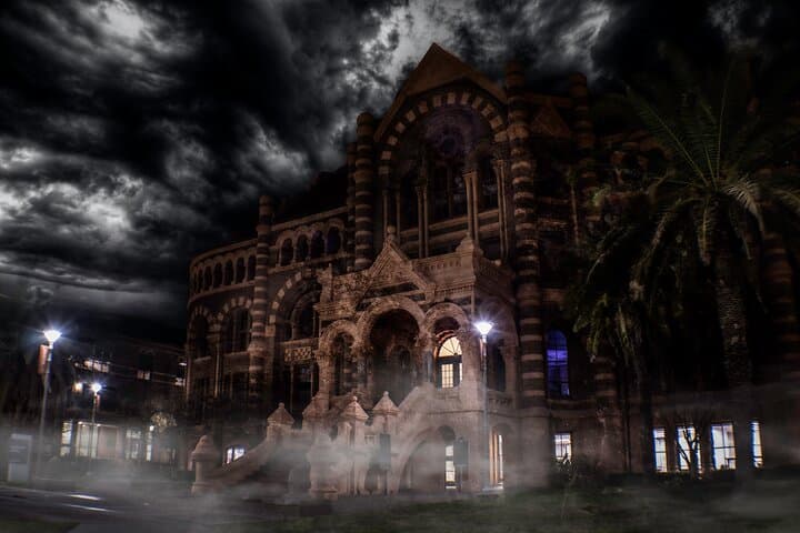 Galveston Ghost Tour: Haunted Walks Through Ships, Storms, and Civil War Echoes