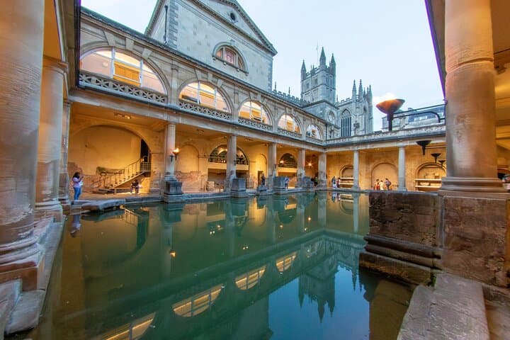 Stonehenge and Bath Day Tour from London — Roman Baths & Prehistoric Stones photo 4