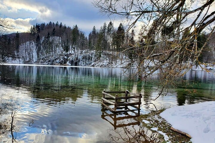 Private Plitvice Lakes and Rastoke Day Tour from Zagreb — UNESCO Lakes & Riverside Village photo 2