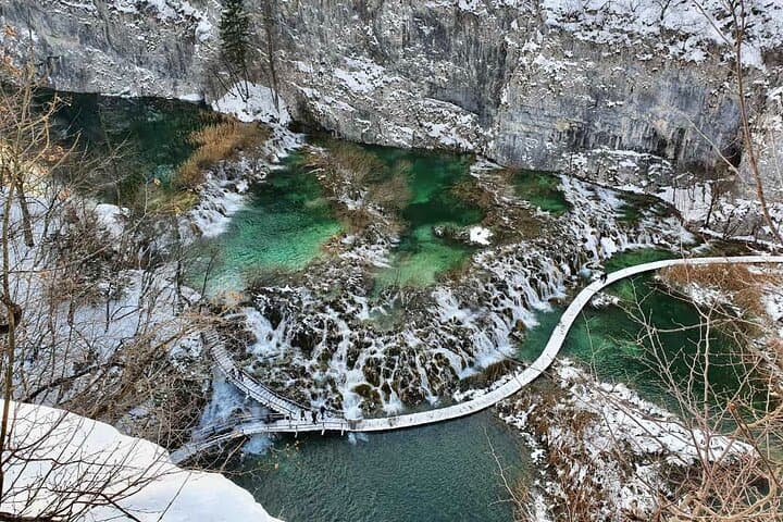 Private Plitvice Lakes and Rastoke Day Tour from Zagreb — UNESCO Lakes & Riverside Village