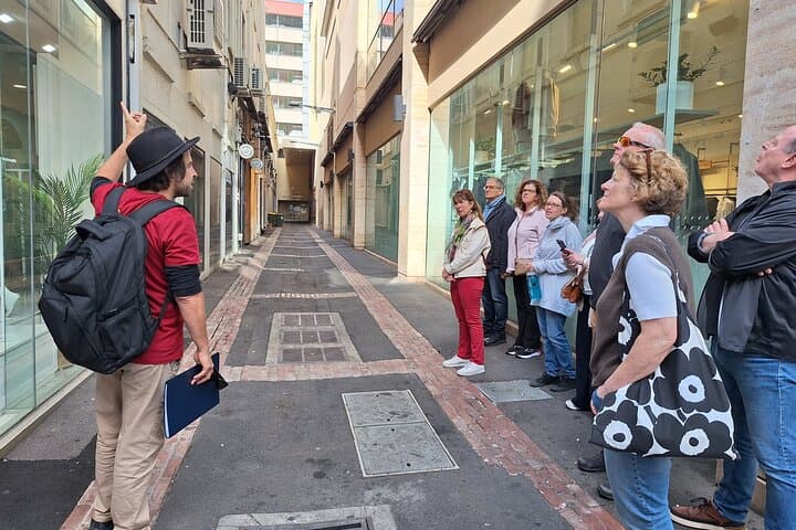 Ultimate Adelaide Walking Tour: City History, River Walk & Local Tastes photo 4