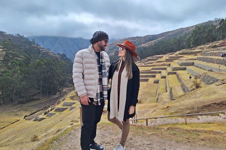 Sacred Valley Full-Day: Chincheros, Moray, Maras, Ollantaytambo & Pisac