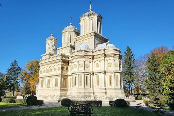 Poenari Fortress, Vidraru Dam & Curtea de Argeș: Full-Day Private Tour from Bucharest photo 4
