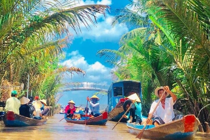 Can Tho Floating Market Full-Day Tour: Cai Rang, Rice Noodle Pizza & Fruit Gardens photo 4