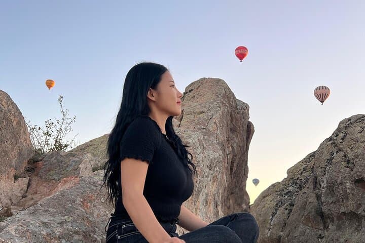 Cappadocia Sunrise Balloon Watching: Best Photo Viewpoints in Göreme photo 3