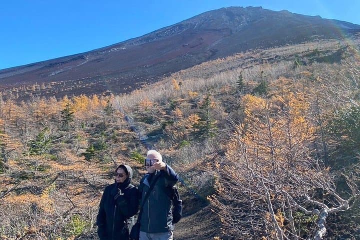 Ochudo Pilgrim Walk on Mt. Fuji: Private Kawaguchiko 5th-Station Hike photo 5