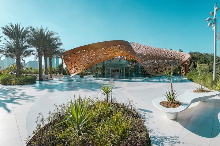 Al Noor Island Sharjah — Butterfly House, Art Gardens & Night Light Experience photo 2