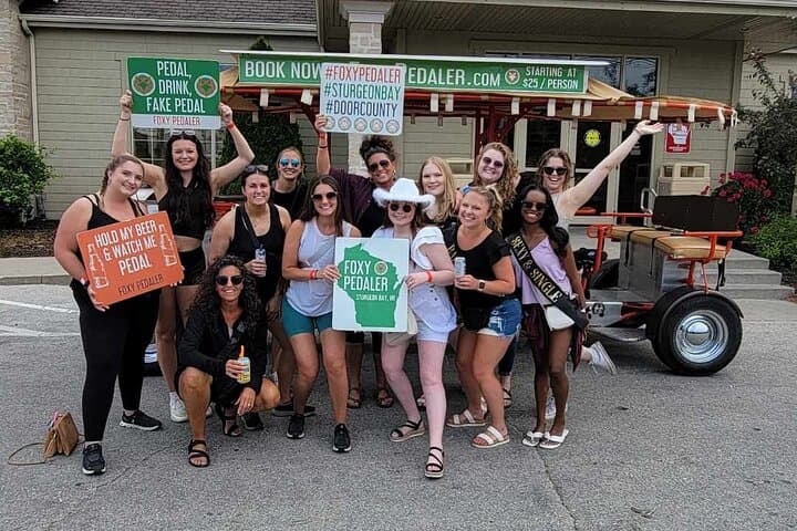 Sturgeon Bay Party Bike Tour: Pedal, Pub Stops & Local Eats photo 6