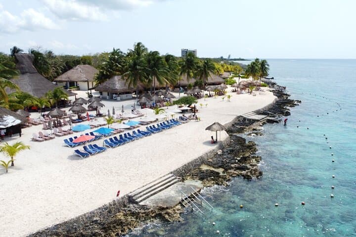 Cozumel Chankanaab Snorkeling Day Pass — Reef Snorkel, Lunch & Beach Access photo 2